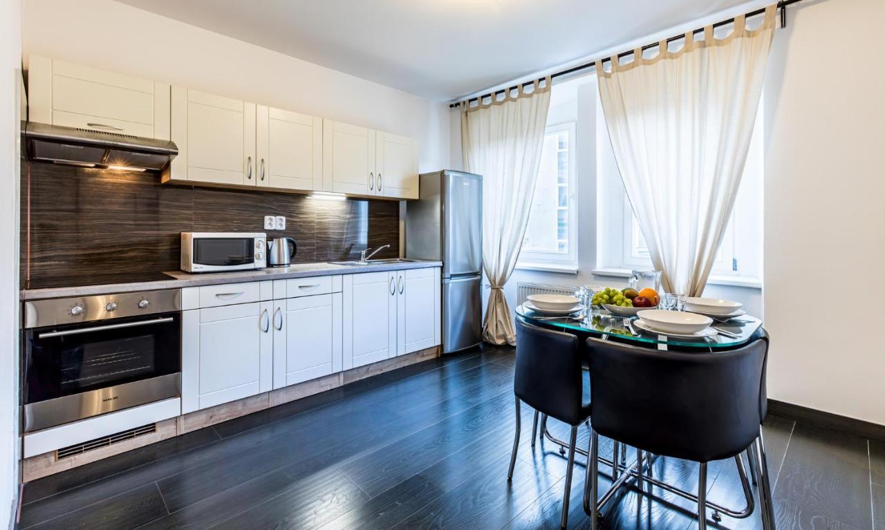 Teplice Apartments Dlouha Экстерьер фото