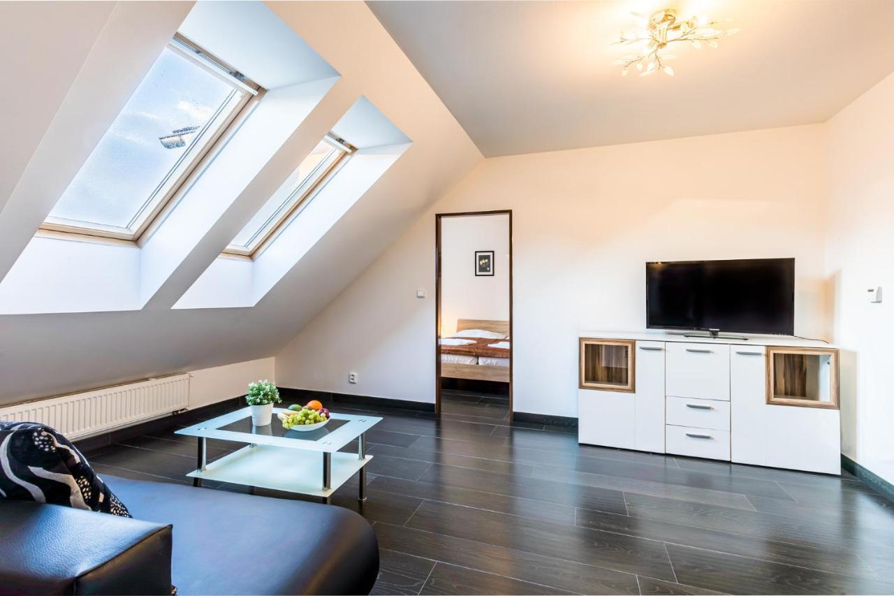 Teplice Apartments Dlouha Экстерьер фото